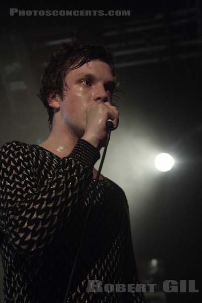 FRIENDLY FIRES - 2008-09-04 - PARIS - La Fleche d'Or - 